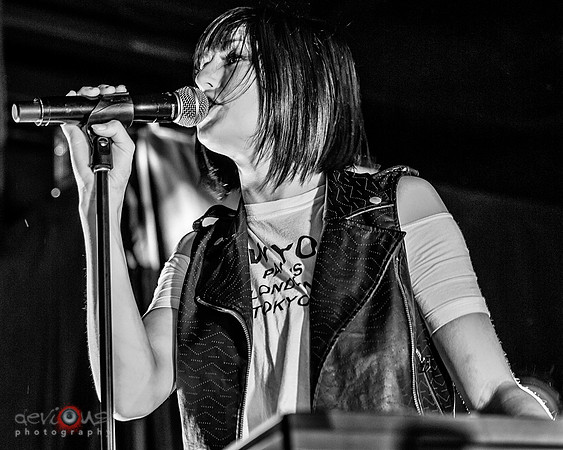 Sarah Barthel of Phantogram