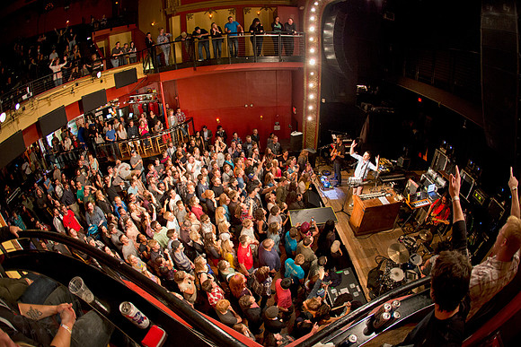 MUTEMATH and crowd