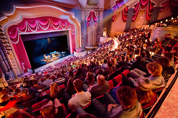 Crowd at Conor Oberst