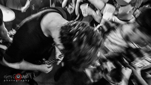Royal Blood playing "Out of the Black" in the crowd