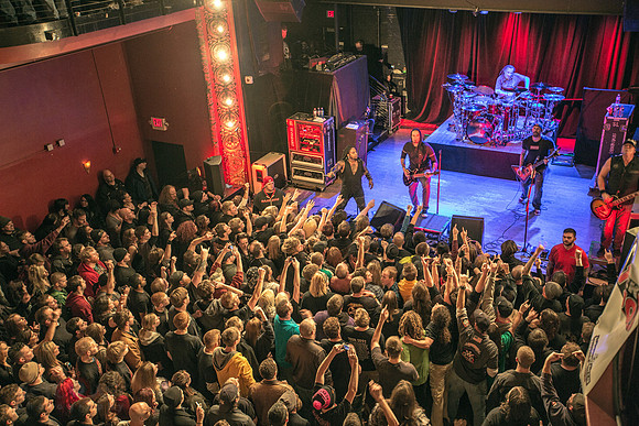 Crowd and Pit