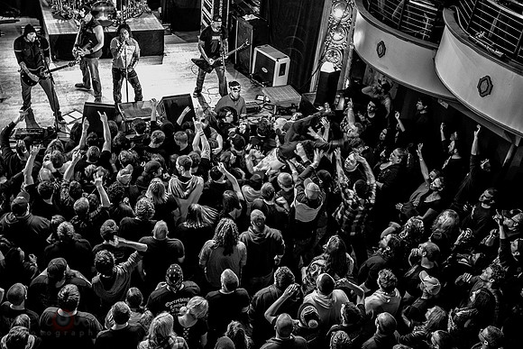 Crowd and Pit
