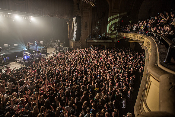 Sold-out crowd