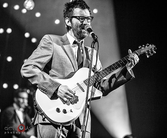 E, Mark Oliver Everett