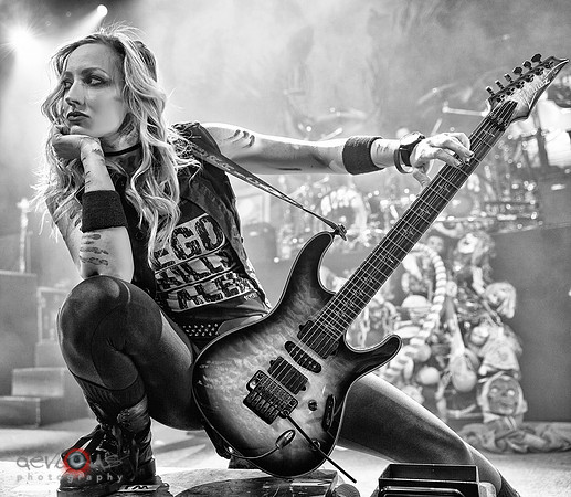 Nita Strauss
