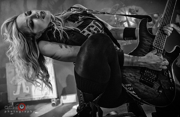 Nita Strauss