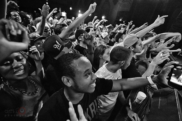 Crowd!  Tag yourself