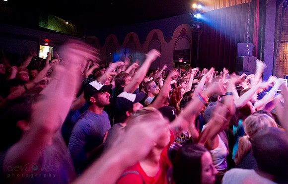 Crowd!