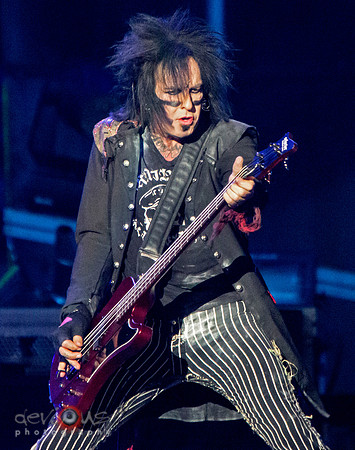 Nikki Sixx