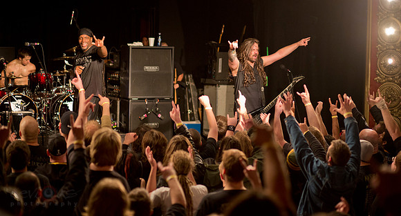 Crowd at Sepultura